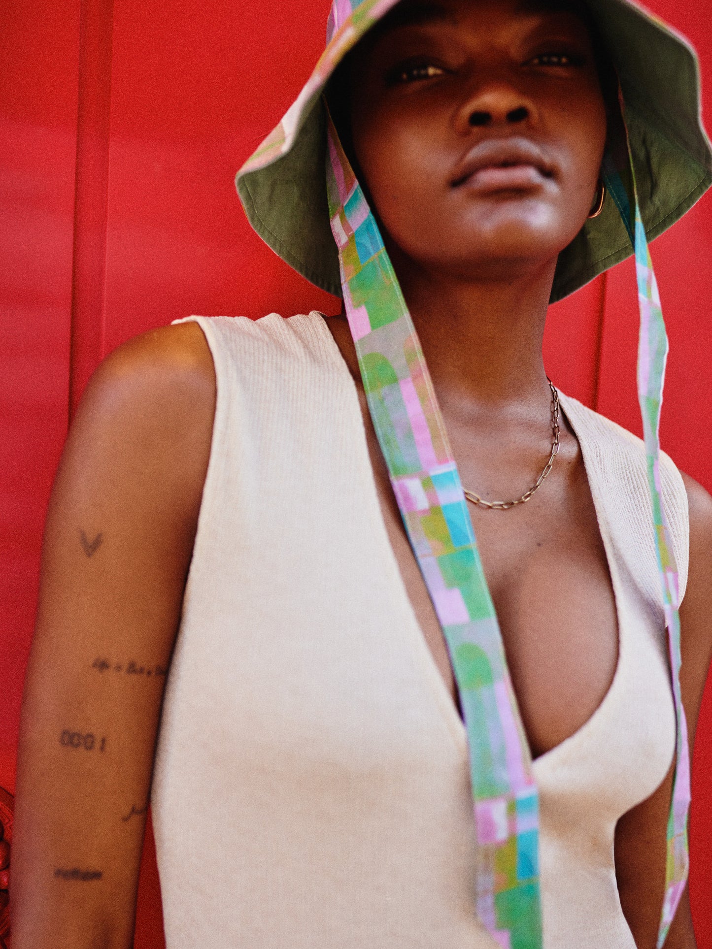 BUCKET | C1