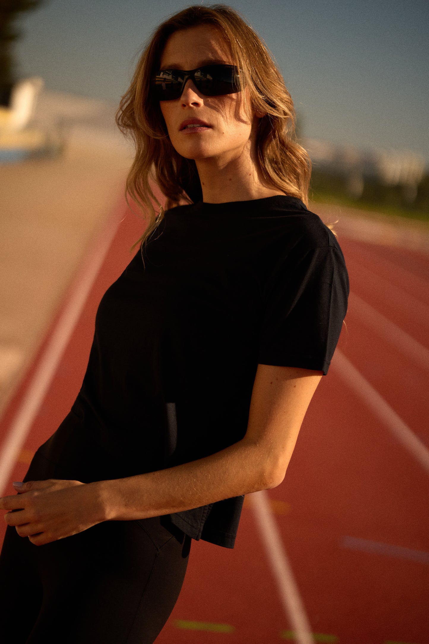 ON REPEAT TEE | MIDNIGHT BLACK