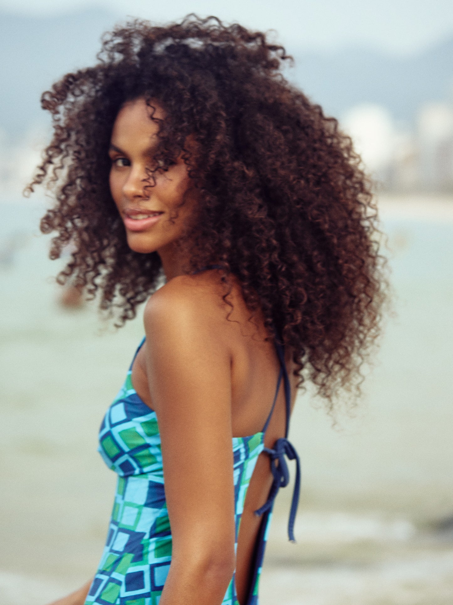 BURGUESINHA | BLUE MOSAIC