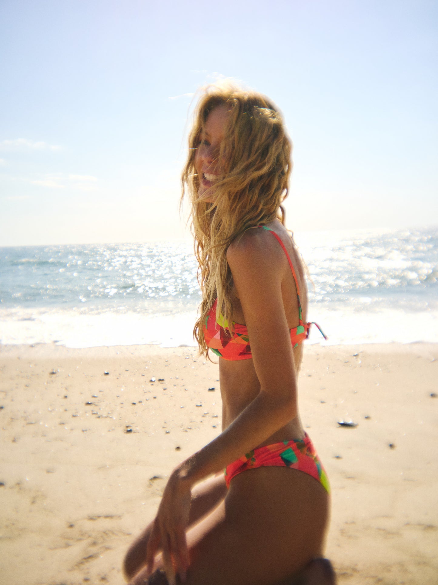 THE FAYE V-NECK BEST-SELLER BIKINI | NEON LIGHTS
